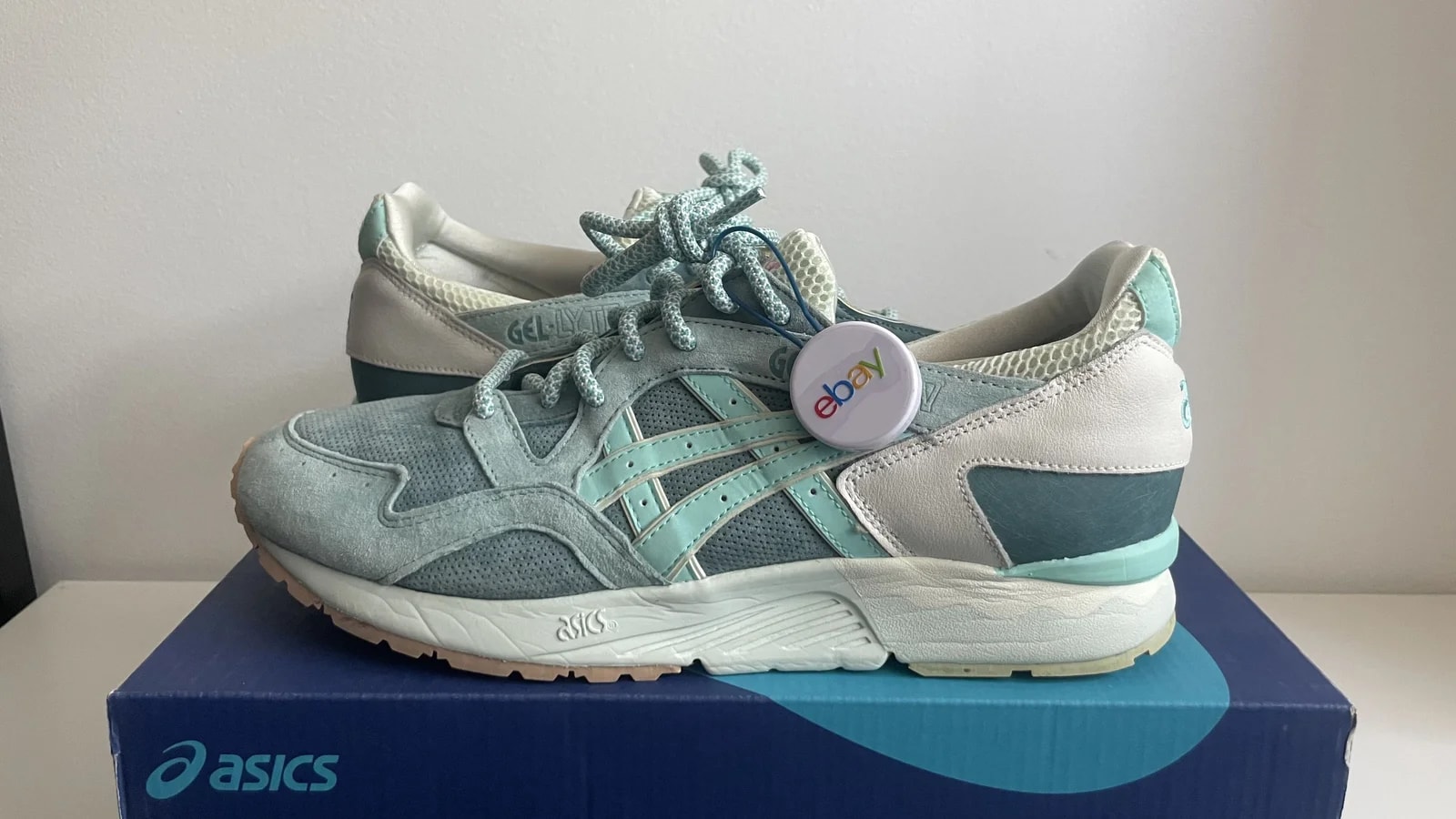 Asics — Asics Gel-Lyte V Ronnie Fieg — Sneaker — resale
