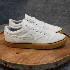 Nike SB — Nike SB Chron 2 Gum Light Size 9 Skate Shoes DM3494-105 — Sneaker — resale