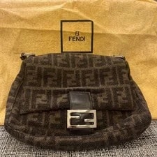 Fendi — Fendi 106266 Mamma Baguette Dust — Handbag — resale
