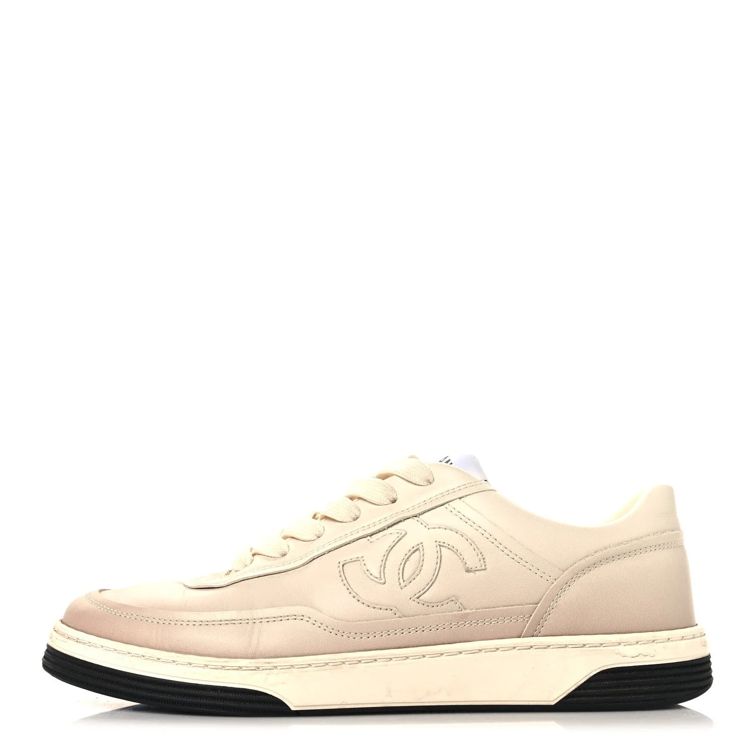 Chanel — Printed CC Logo 38 — Sneaker — resale