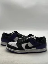 Nike SB — Nike SB Dunk Low Court 12 (Moderately Worn )NikeCourt Pu — Sneaker — resale
