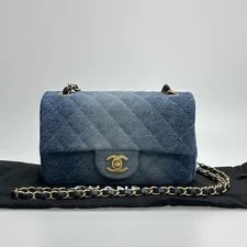 Chanel — Chanel Classic Flap Washed CC Chain Strap — Handbag — resale