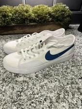 Nike SB — Nike SB Blazer Court /Court 2021 - CV1658-102 — Sneaker — resale