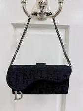 Dior — Dior Y2K Signature Iconic Monogram Saddle Wallet W/ Chain — Handbag — resale