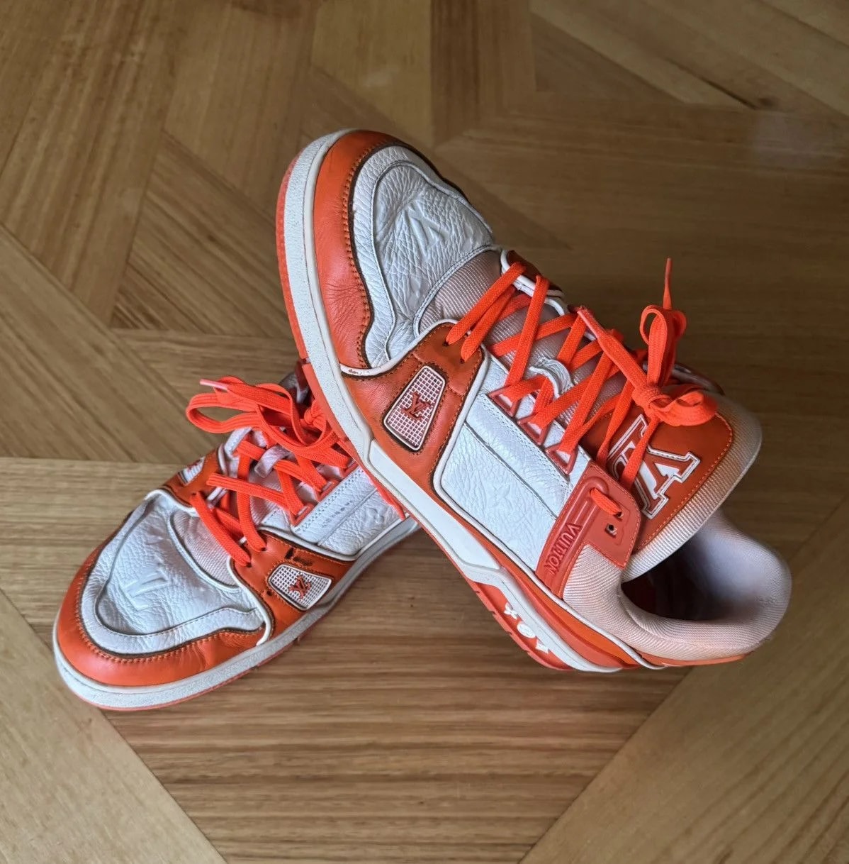 Louis Vuitton — Louis Vuitton Low Top UK9.5 — Sneaker — resale