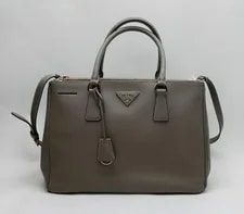 Prada — Prada Medium Lux Galleria Zip Satchel #3252 — Handbag — resale