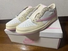 Travis Scott — 10.5US Nikeairjordan 1Retrolowog — Sneaker — resale