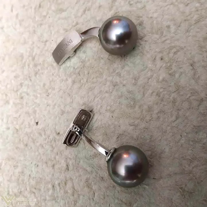 Worldofluxuryus — Damiani Polsini Perla Cufflinks — Accessory — resale