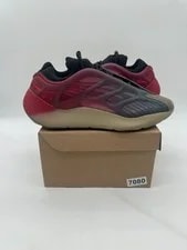 Yeezy — Size 10 - Yeezy 700 Fade — Sneaker — resale