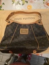 Louis Vuitton — Louis Vuitton Galliera . — Handbag — resale