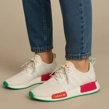 Adidas — Adidas NMD_R1 9.5 Boost Streetwear — Sneaker — resale