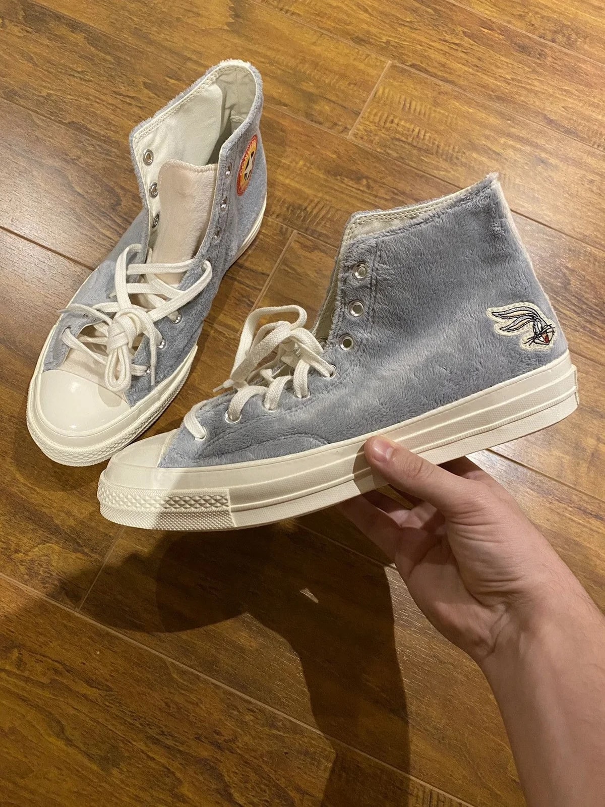 Converse — *Final Price DROP*Converse X Bugs Bunny 80th Anniversary — Sneaker — resale