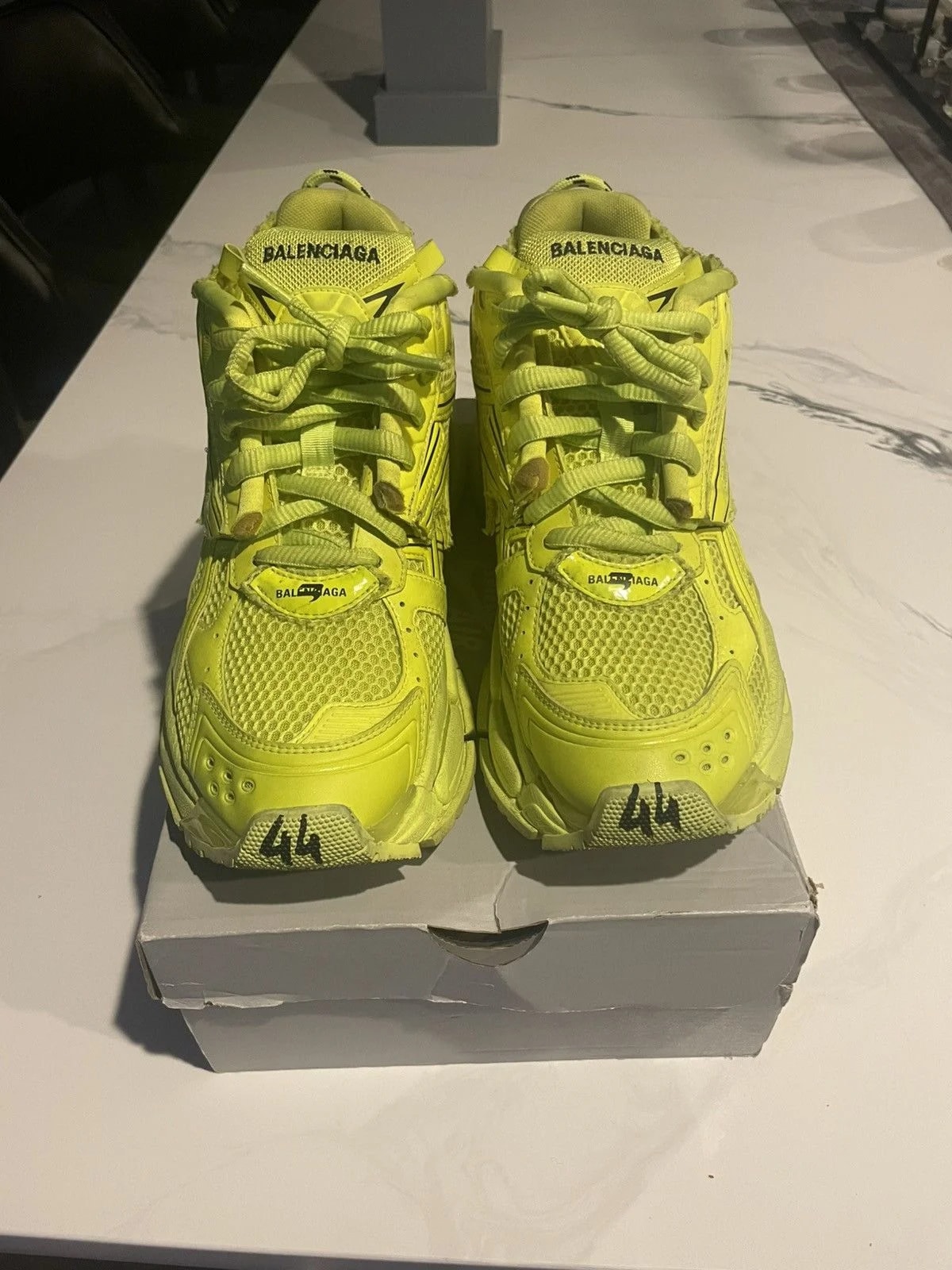 Balenciaga — Balenciaga Runner Flou — Sneaker — resale