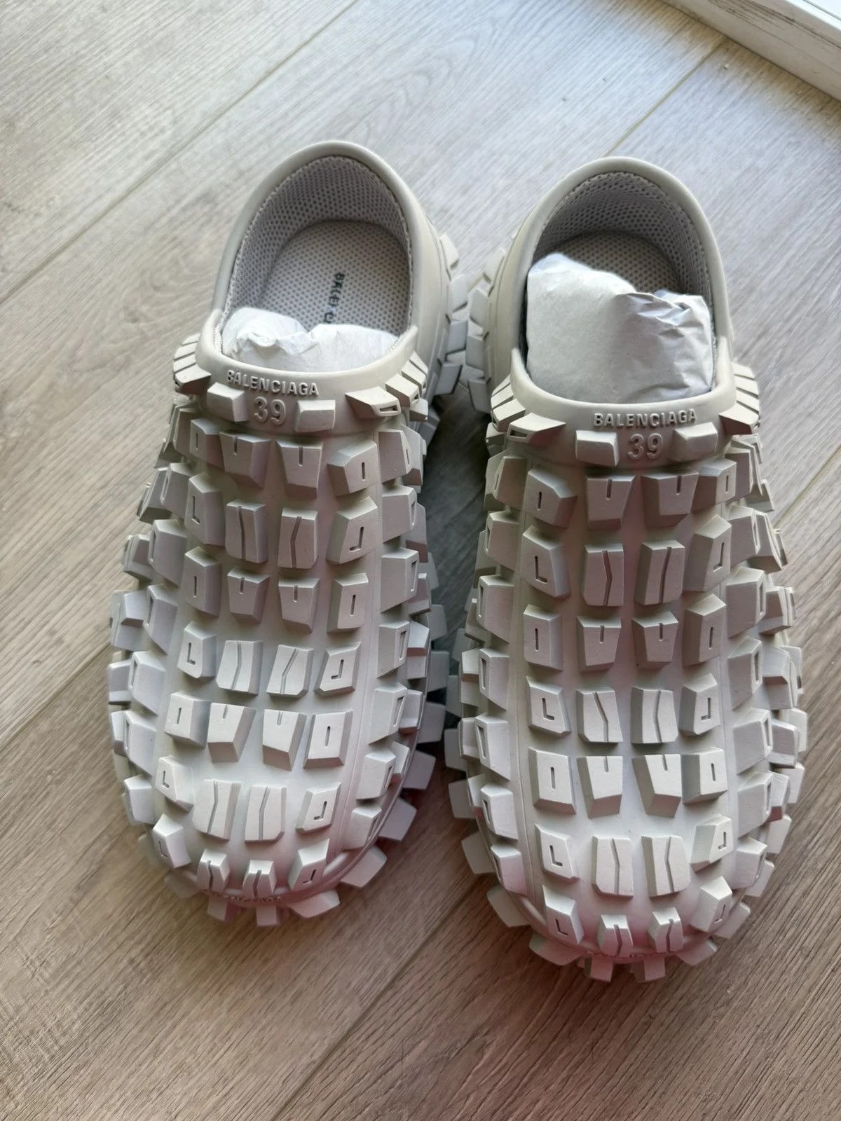 Balenciaga — Balenciaga Bouncer Clogs / Defender Mule – — Sneaker — resale