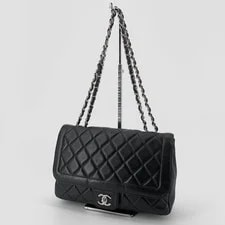 Chanel — Chanel Lamb Quilted Flap Diana 154660512 — Handbag — resale