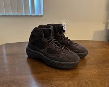 Yeezy — Yeezy Desert Boot Oil - ’S - Adidas — Sneaker — resale