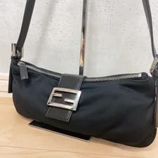 Fendi — Fendi Mamma Bucket Cotton 10.2in Crossbody — Handbag — resale