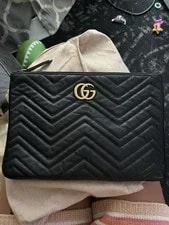 Gucci — Gucci Chevron Zip W/ GG Logo Marmont — Handbag — resale