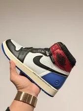 Jordan — Air Jordan 1 High OG Union X — Sneaker — resale