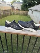 Asics — Asics Gel-Lyte III - Size 11 Shoes — Sneaker — resale