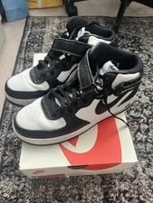 Stussy — Air Force 1 ‘07 Mid Sp X Stussy — Sneaker — resale
