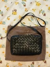 Bottega Veneta — Bottega Veneta Crossbody Zipper — Handbag — resale
