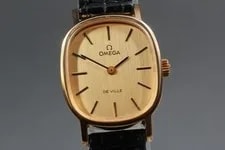 Omega — Omega de Ville Cal.625 Gold Dial Square Manual — Watch — resale