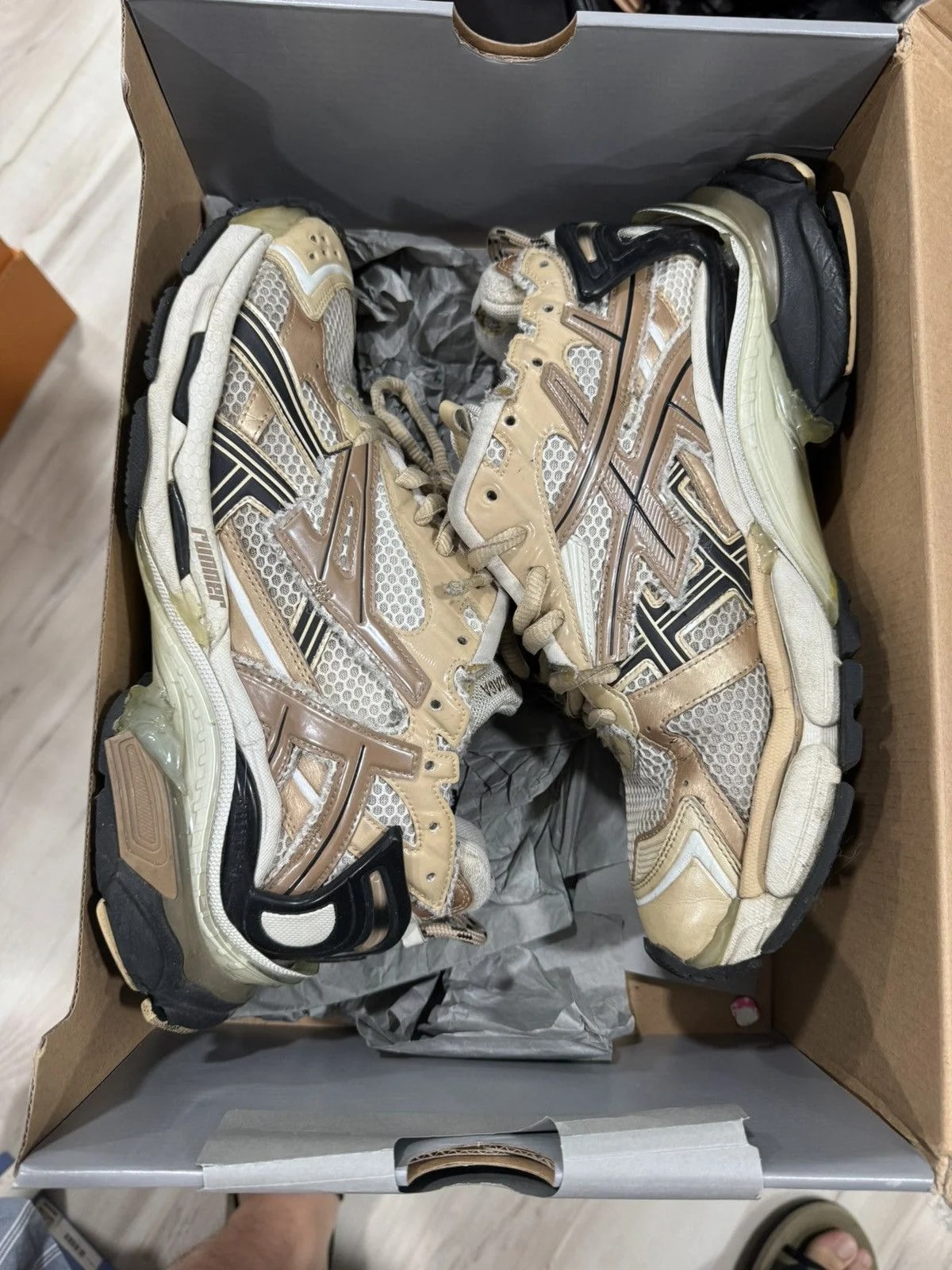 Balenciaga — Balenciaga Track ( / ) — Sneaker — resale