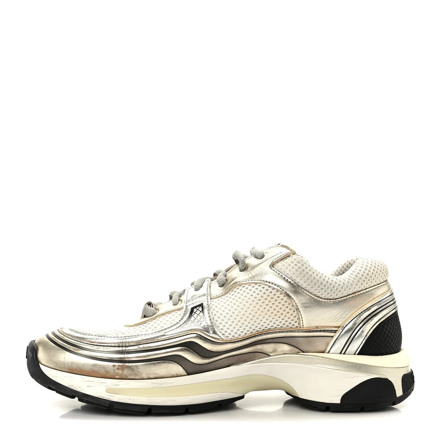 Chanel — Fabric Laminated Stretch CC 39.5 White Gold — Sneaker — resale