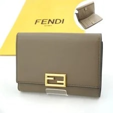 Fendi — Fendi Baguette Mini Wallet Snap Closure Auth — Handbag — resale