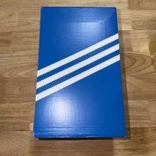 Adidas — Adidas Samba Manchester United Team Mufc Soccer Shoes — Sneaker — resale