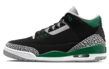 Jordan — Jordan 3 Retro - CT8532-030 New — Sneaker — resale