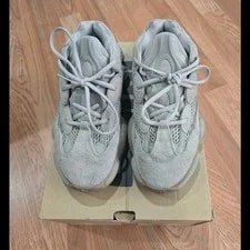 Yeezy — Yeezy 500 Light - Size 6 (Fits 7.5) — Sneaker — resale
