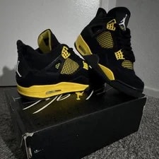 Jordan — Jordan Air 4 Retro DH6927-017 /Tour Mid Top — Sneaker — resale