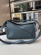 Loewe — Authentic Loewe Puzzle Medium Geometric — Handbag — resale