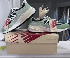 New Balance — New Balance 990v6 Size 10.5 Avocado Running Shoes U990AB6 — Sneaker — resale