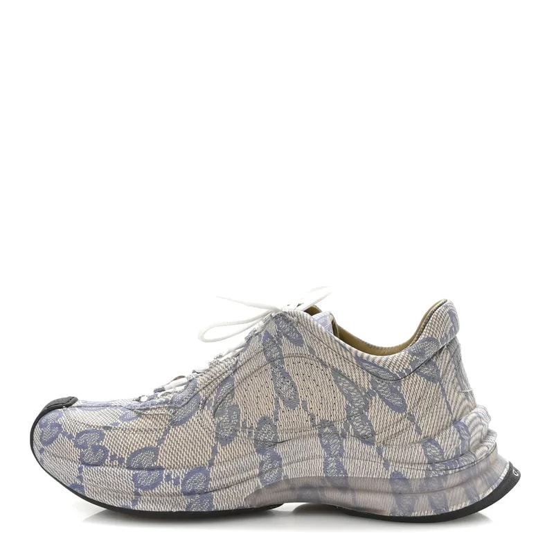 Gucci — Ultralight Plume Monogram Printed Gucci Run Sneakers 37 — Sneaker — resale