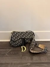 Dior — Dior Saddle Monogram Crossbody / Adjustable Strap Flap — Handbag — resale