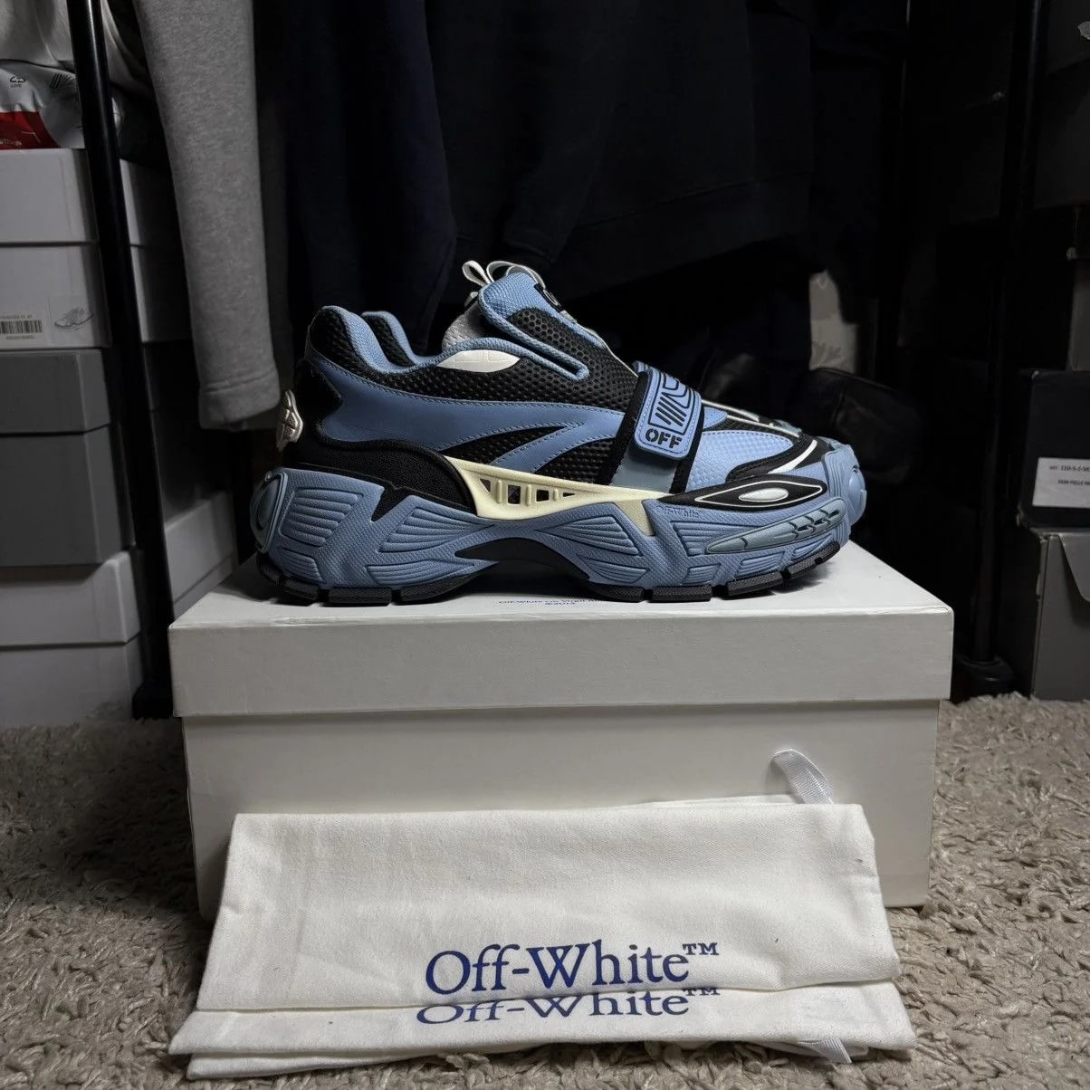 Off-White — Off-white Glove Shoes — Sneaker — resale