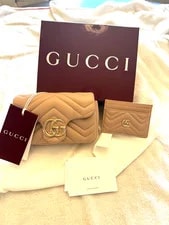 Gucci — Gucci Marmont Mini Crossbody and Card Holder Set — Handbag — resale