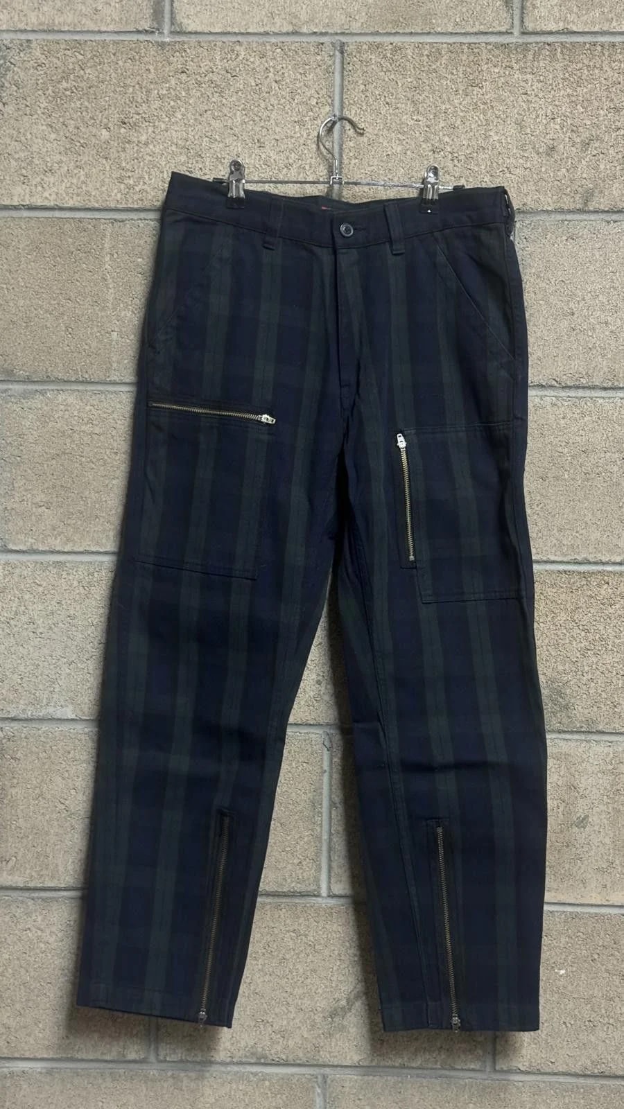 Supreme — Supreme Plaid Workwear Pants With Zipper Details 30 — Handbag — resale