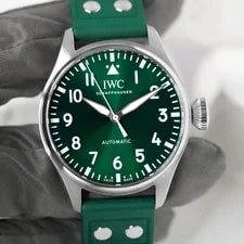 IWC — IWC Pilot, 43mm, Green Dial, IW329306, Complete Set, Excellent Condition — Watch — resale