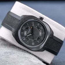 Hermès — Hermes H08 SP1.742 39mm 2021 Box & Papers — Watch — resale