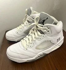 Jordan — Jordan Air 5 Retro 2015 / 136027-130 — Sneaker — resale