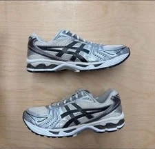 Asics — Asics Gel Kayano 14 1201A019-108 Sz 11 Preowned — Sneaker — resale
