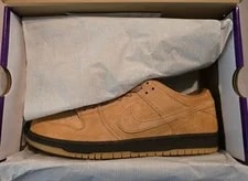Nike SB — Nike SB Dunk Low Pro Wheat Low Top BQ6817-204 2021 — Sneaker — resale