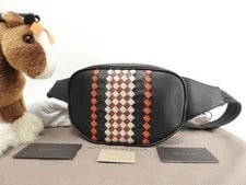 Bottega Veneta — Bottega Veneta Body Crossbody Bum — Handbag — resale