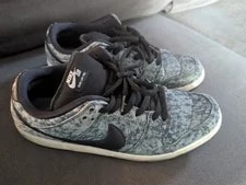 Nike SB — ’s Nike SB Dunk Low Bleached — Sneaker — resale