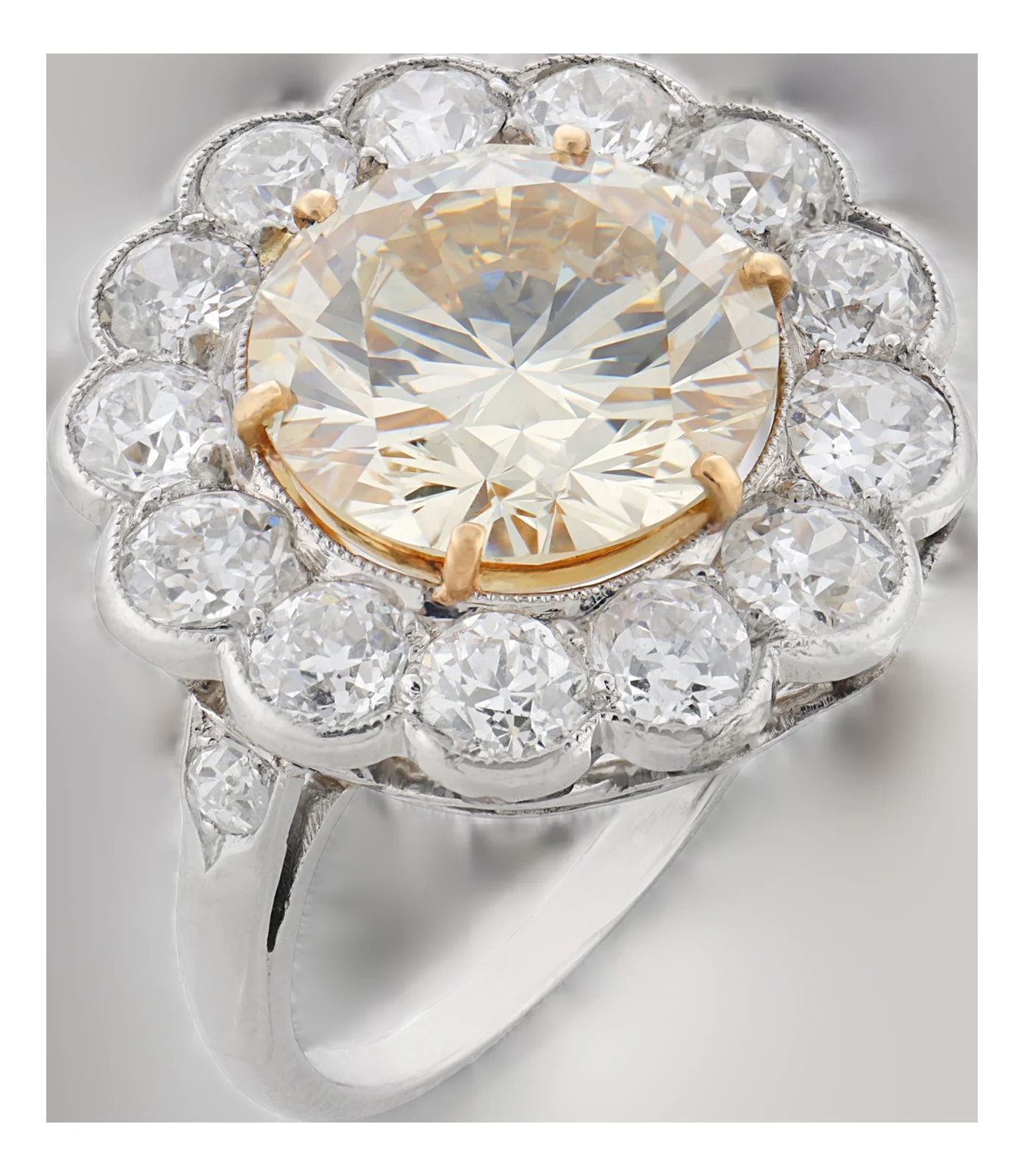 Chaumet — Mid 20th Century Chaumet Paris Gia 3.81 Carat Cluster — Jewelry — resale