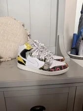 Nike SB — Sz 11 - Nike SB Dunk High de la Soul (2015) — Sneaker — resale